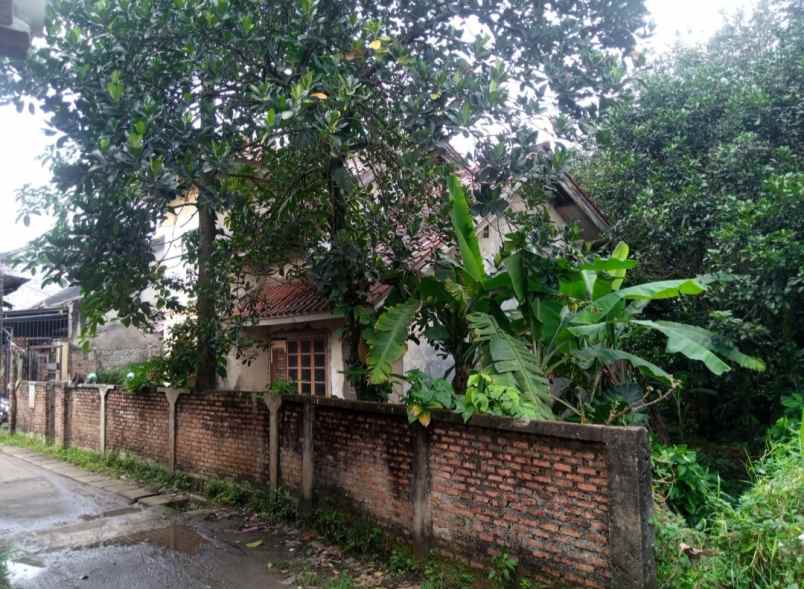 rumah second hitung tanah luas di bedahan depok