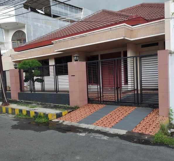 rumah second lebar 15 di kupang indah surabaya barat