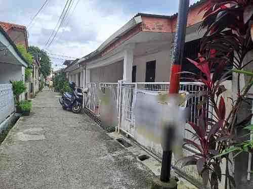 rumah second murah di perumnas depok 1