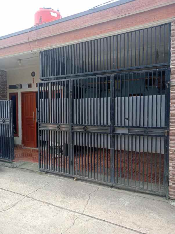 rumah second siap huni di beji depok