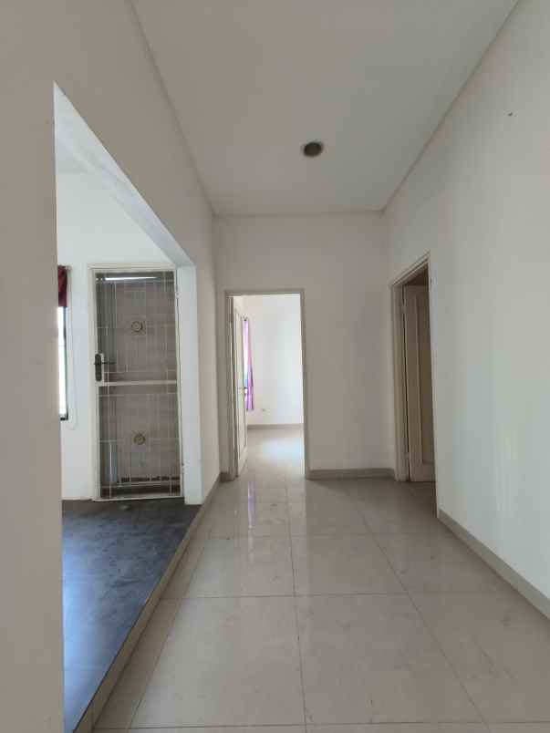 rumah secondary dalam cluster di grand galaxy bekasi