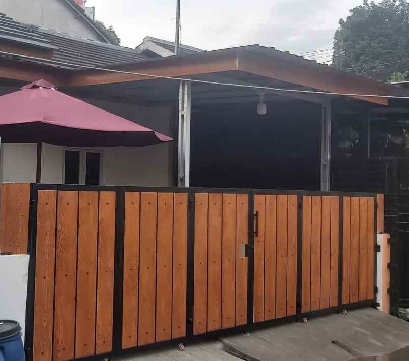 rumah siap huni dalam cluster dekat tol di depok