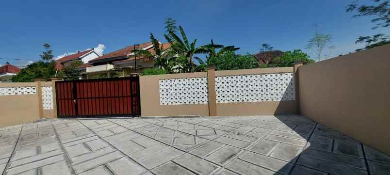 rumah siap huni dekat smpn2 magelang kota