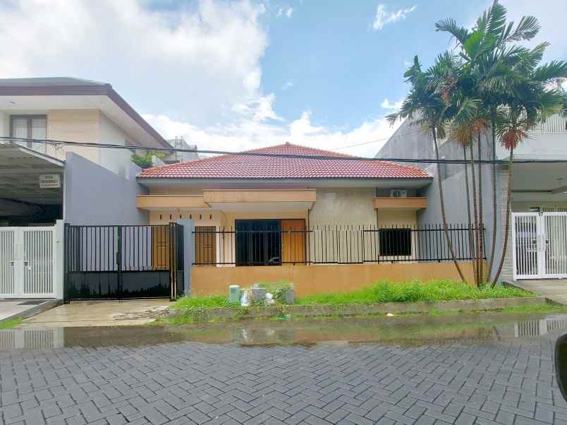 rumah siap huni di manyar tirtomoyo area sukolilo