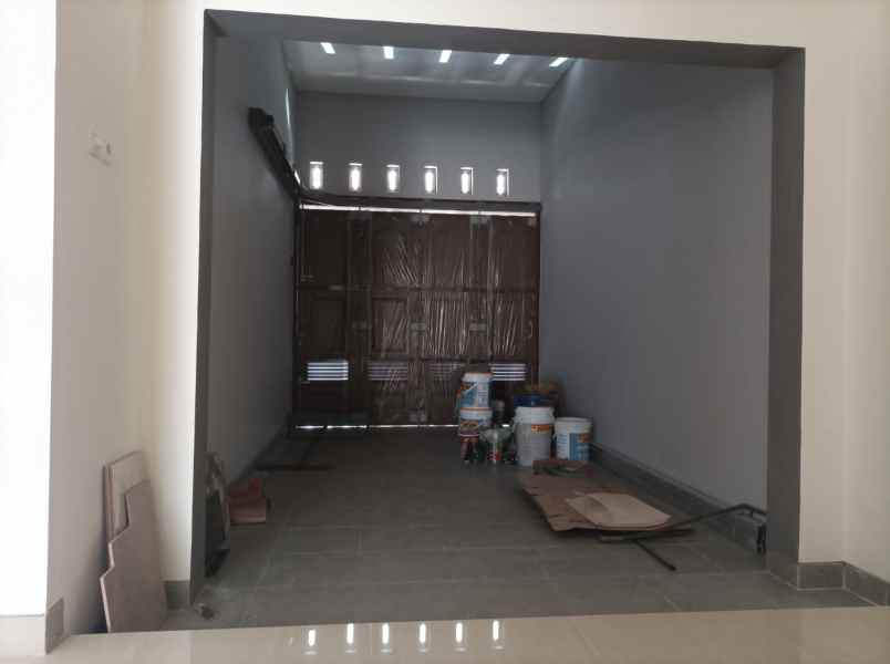 rumah siap huni di manyar tirtomoyo area sukolilo
