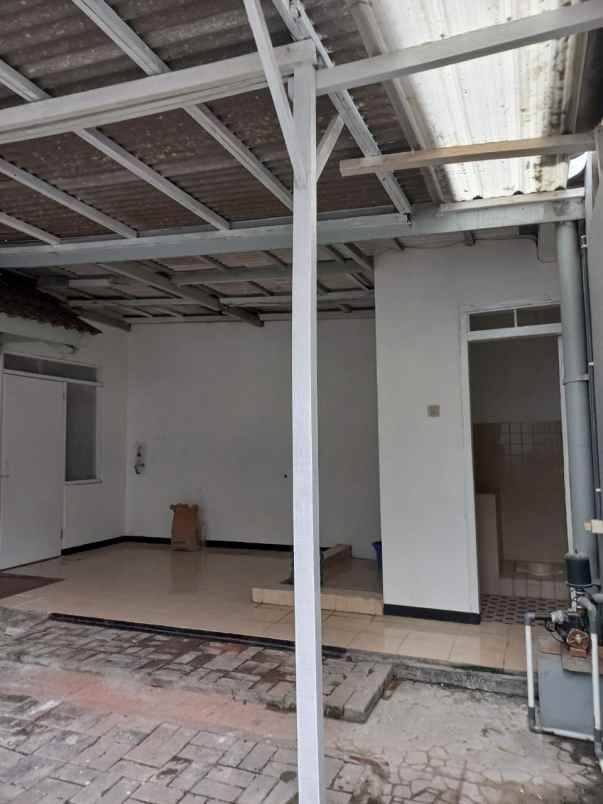 rumah siap huni di nirwana eksekutif area rungkut