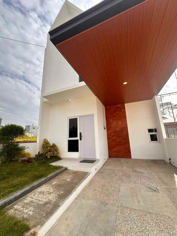 rumah siap huni lingkungan sejuk area kota malang