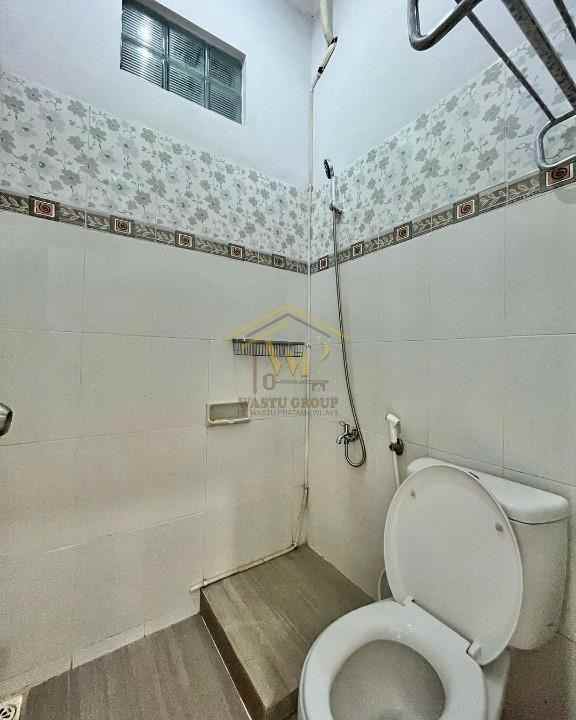 rumah siap huni tanah luas 4 menit ke kampus ukrim