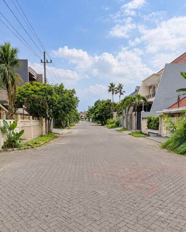 rumah sutorejo timur jalan besar row 4 mobil hook