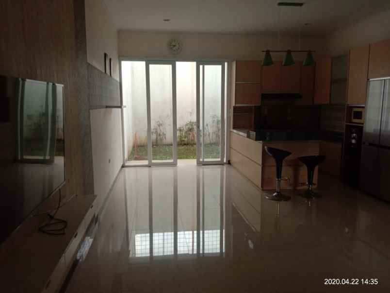 rumah taman kopo indah 5