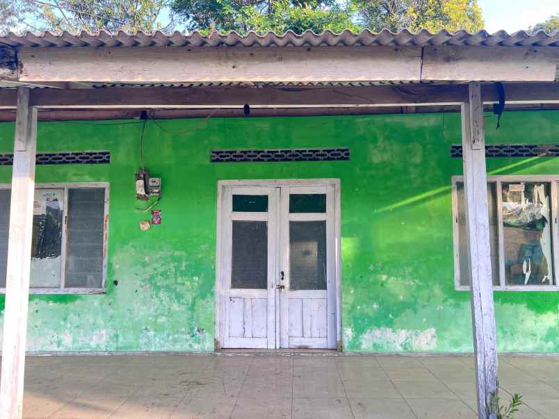 tanah bonus bangunan 680m kemuning karanganyar