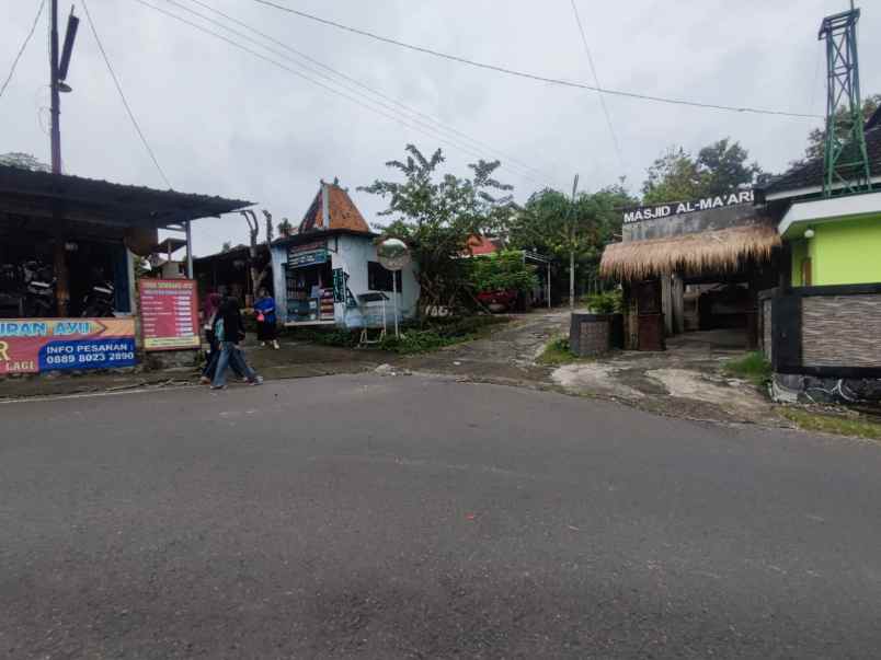 tanah dekat umy 200 jt an