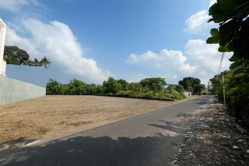 tanah murah jogja dekat stadion maguwoharjo dan rs uad