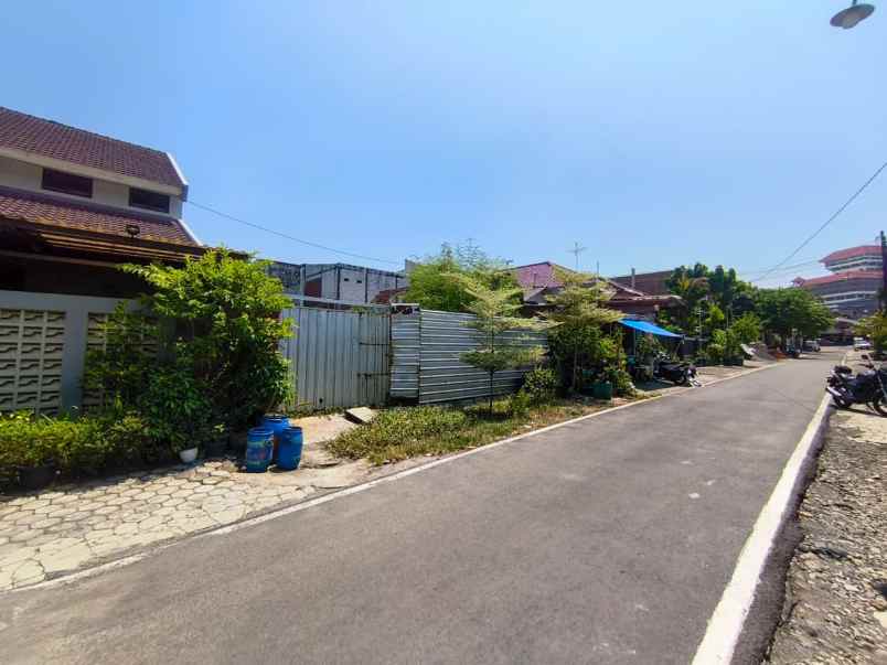 tanah strategis sampangan lingkungan kampus