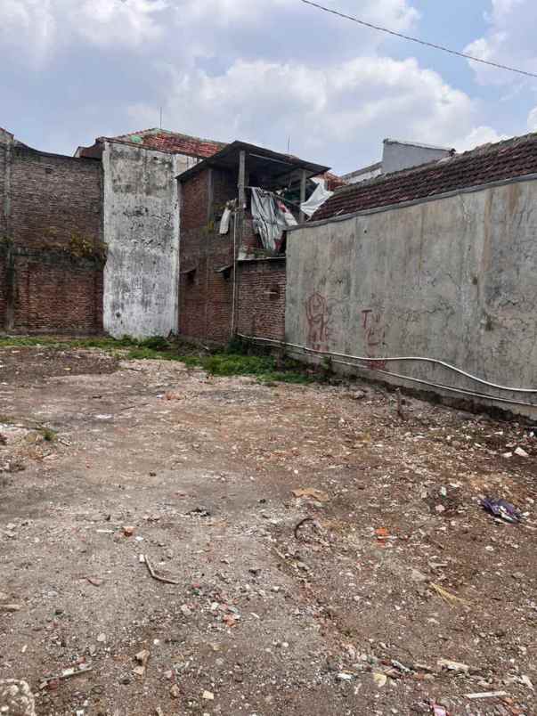 tanah strategis sampangan lingkungan kampus