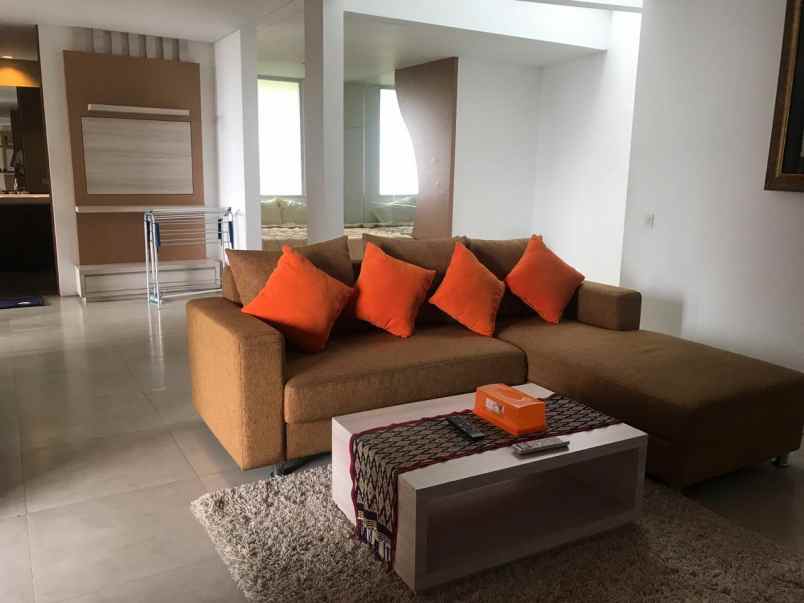 villa jln pakar timur ciburial