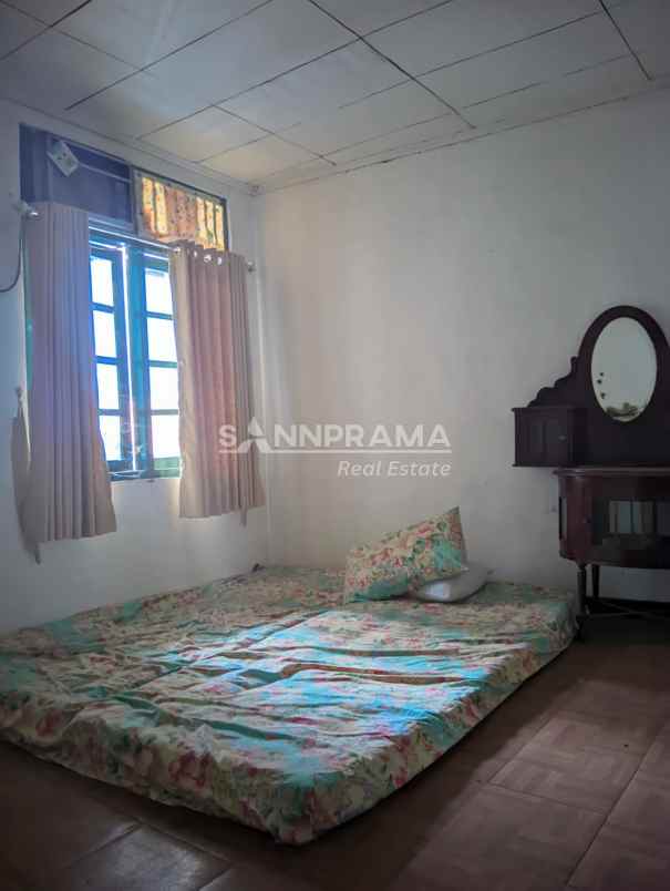 beli rumah bonus kost kostan strategis di depok