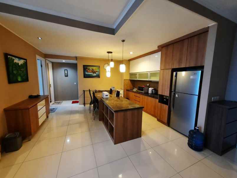 ciputra world vue lantai 18 tipe 2br surabaya barat