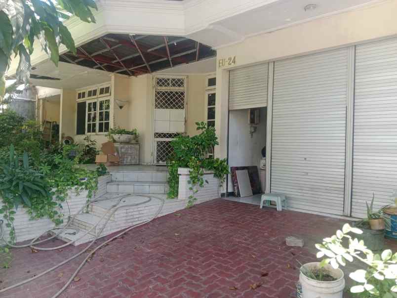 darmo harapan 2 lantai dekat satelit surabaya