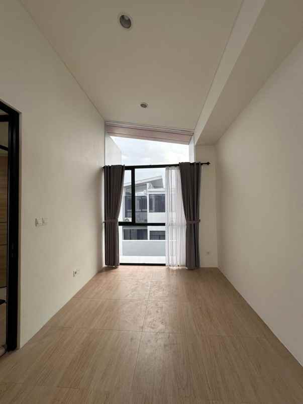 di sewakan cluster cendana spark lippo cikarang