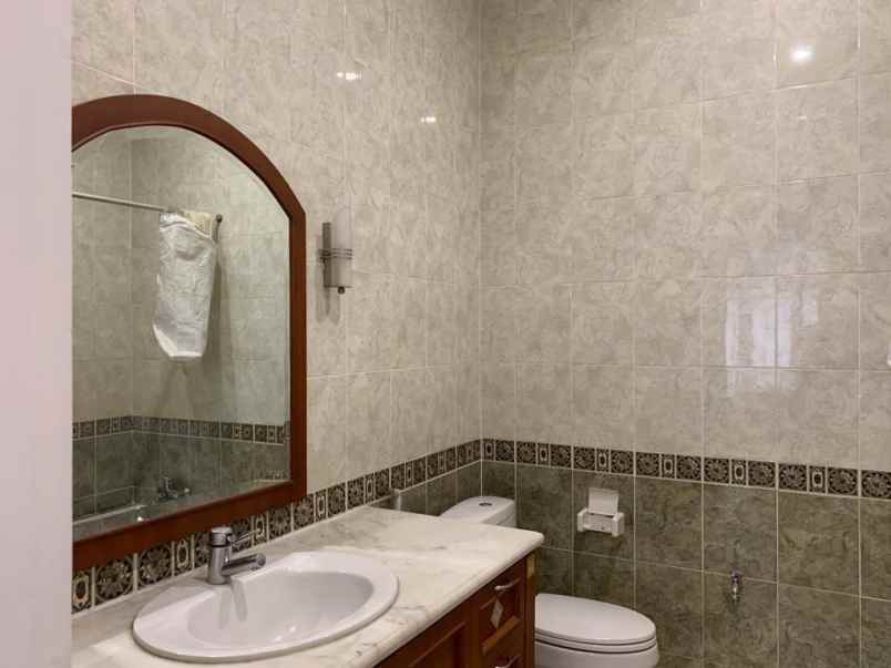 dijual apartemen 36 br jln wijaya kebayoran baru