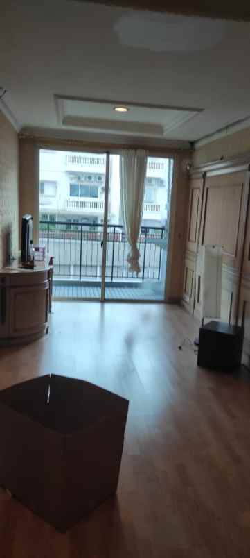 dijual apartemen apt french walk moi kelapa