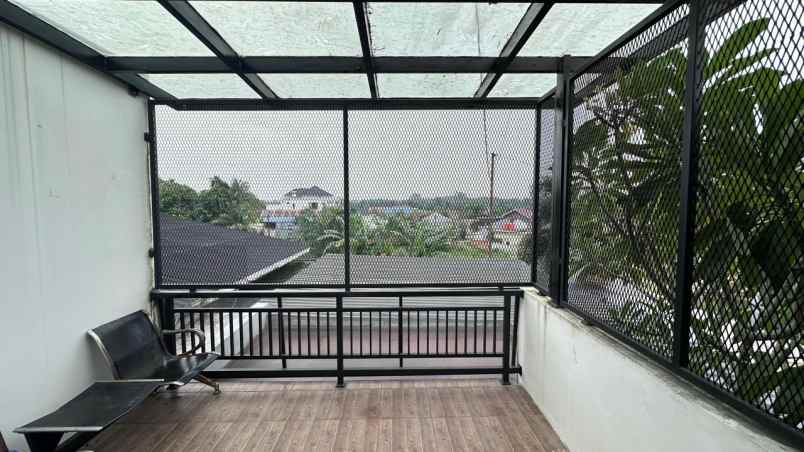 dijual cafe rumah mewah 2 lt tanah luas 1 467m