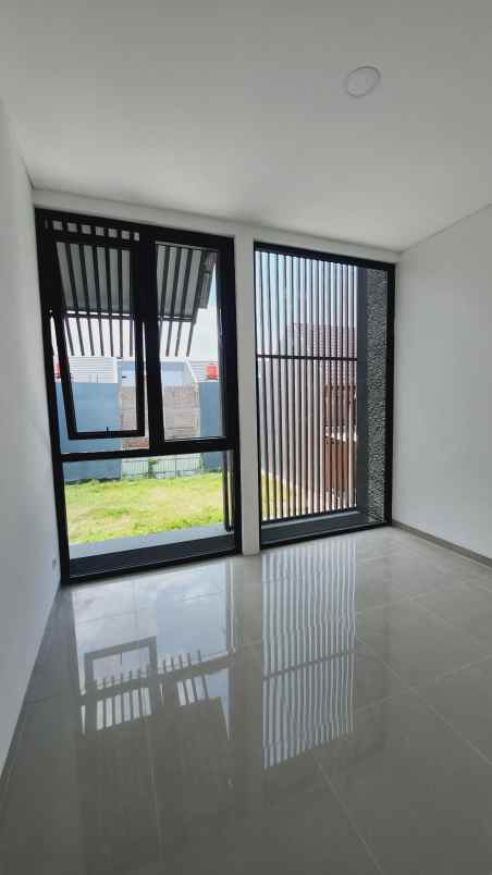 dijual cepat rumah 2 lantai tengah kota semarang