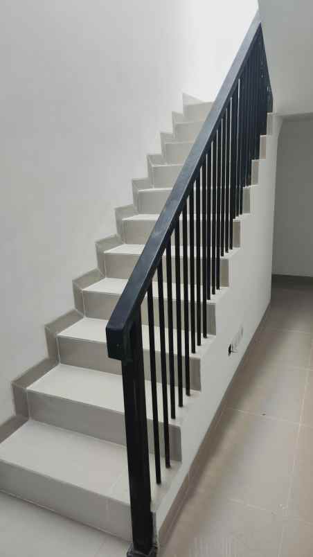 dijual cepat rumah 2 lantai tengah kota semarang