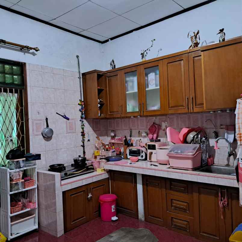 dijual cepat rumah di depok akses dekat kemana saja