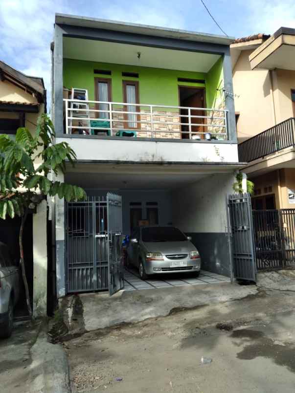 dijual cepat rumah murah 2 lantai dekat tol pasteur