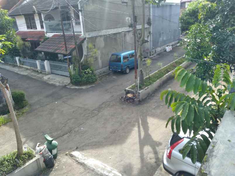 dijual cepat rumah murah 2 lantai dekat tol pasteur