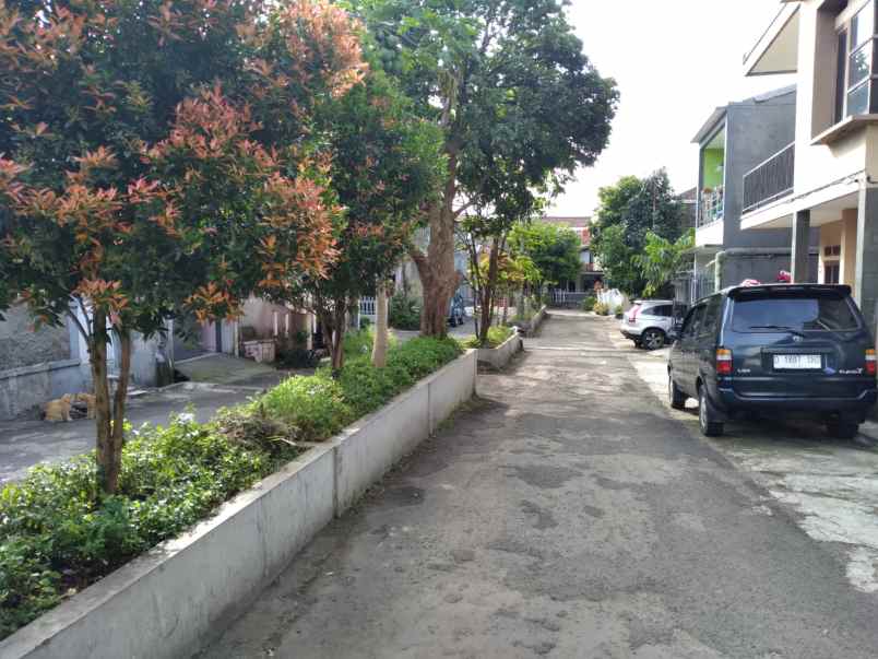 dijual cepat rumah murah 2 lantai dekat tol pasteur