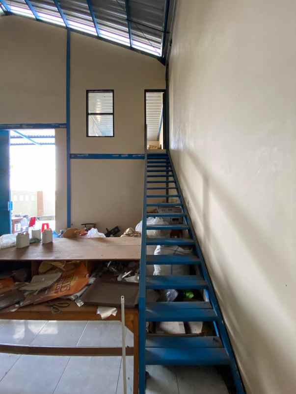 dijual gudang siap pakai di ponorogo