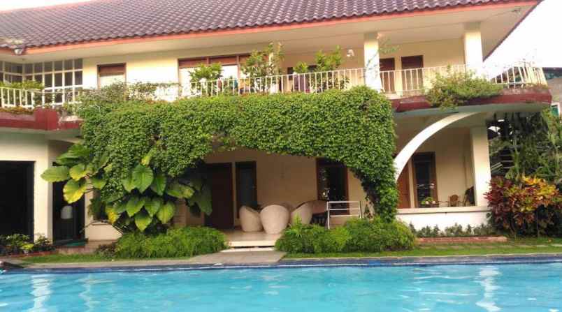 dijual hotel ciawi kabupaten bogor jawa