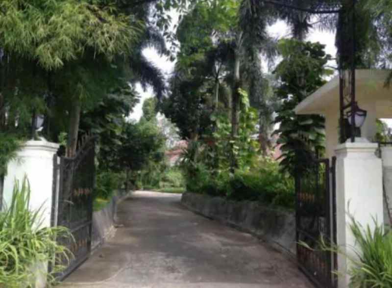 dijual hotel ciawi kabupaten bogor jawa