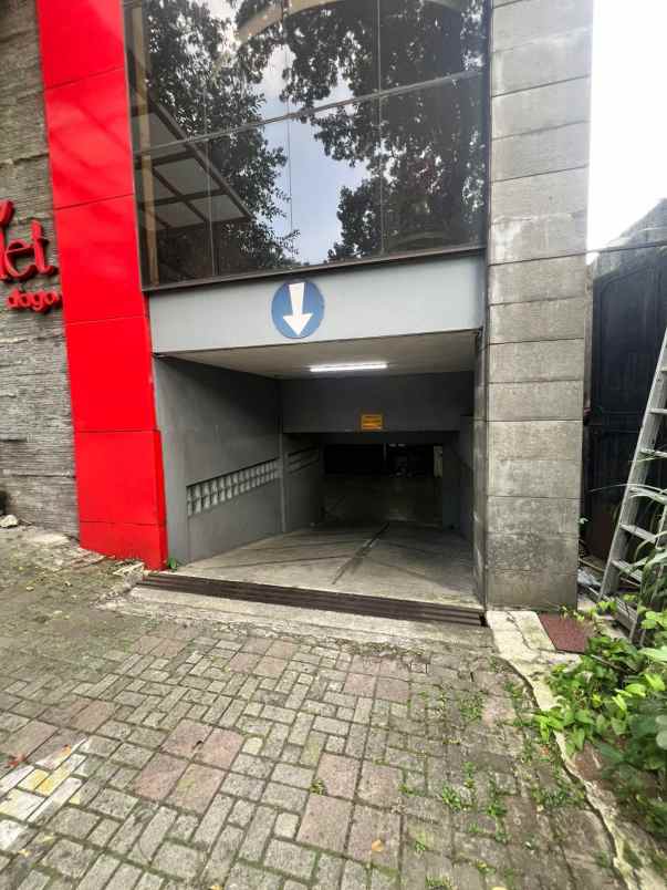 dijual hotel jl siliwangi