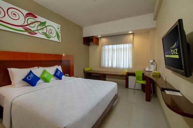dijual hotel raya kuta