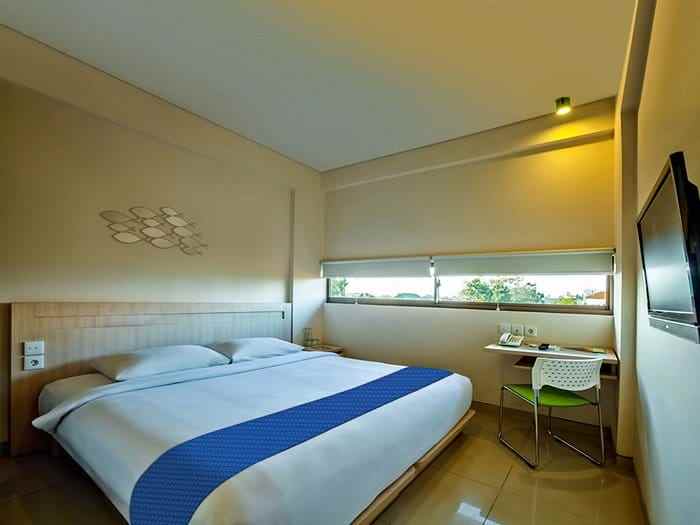 dijual hotel raya kuta