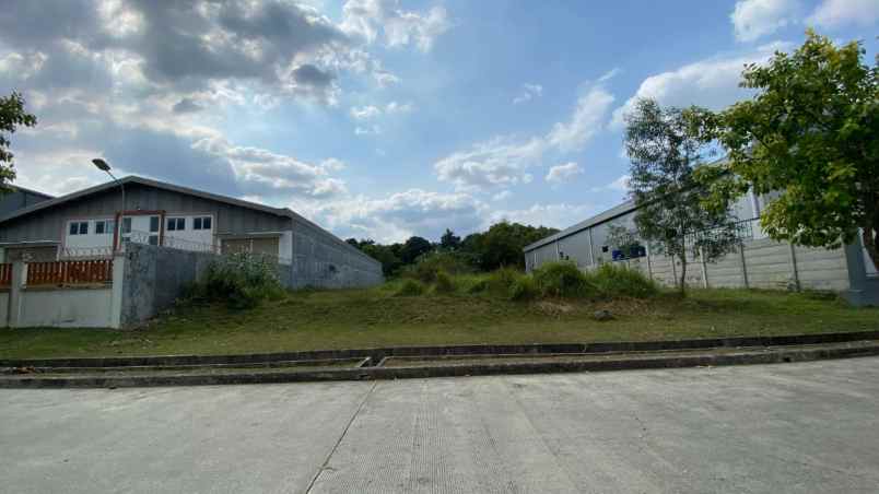 dijual kavling 1 600 m2 lippo cikarang