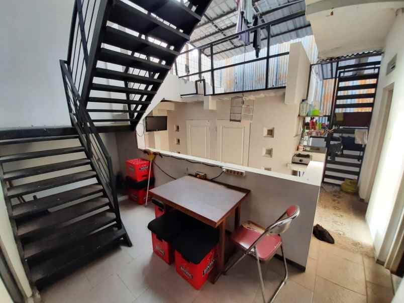 dijual kost di krakatau semarang