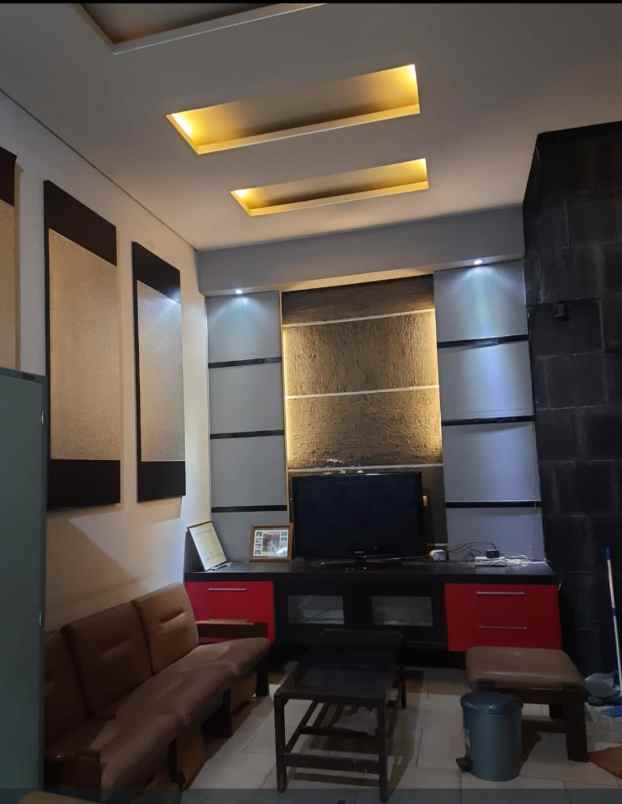 dijual kost di krakatau semarang