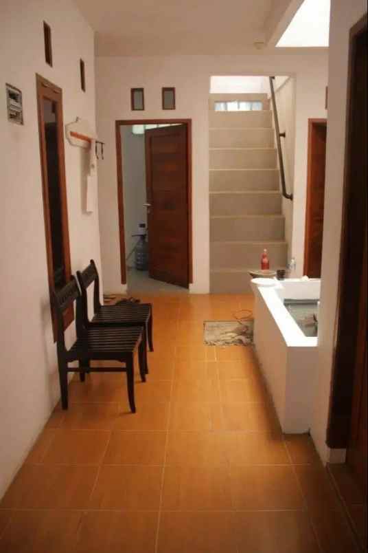 dijual kost jalan caringin