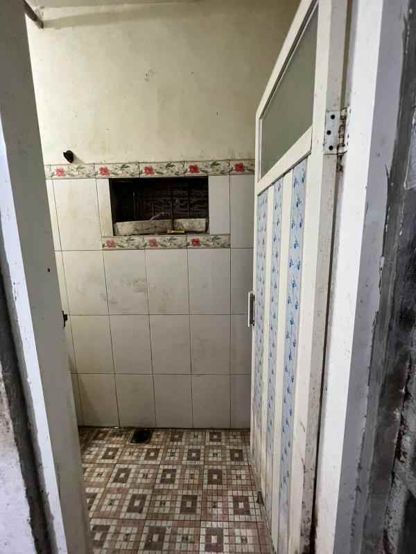 dijual kost jl biegjend katamso no 38