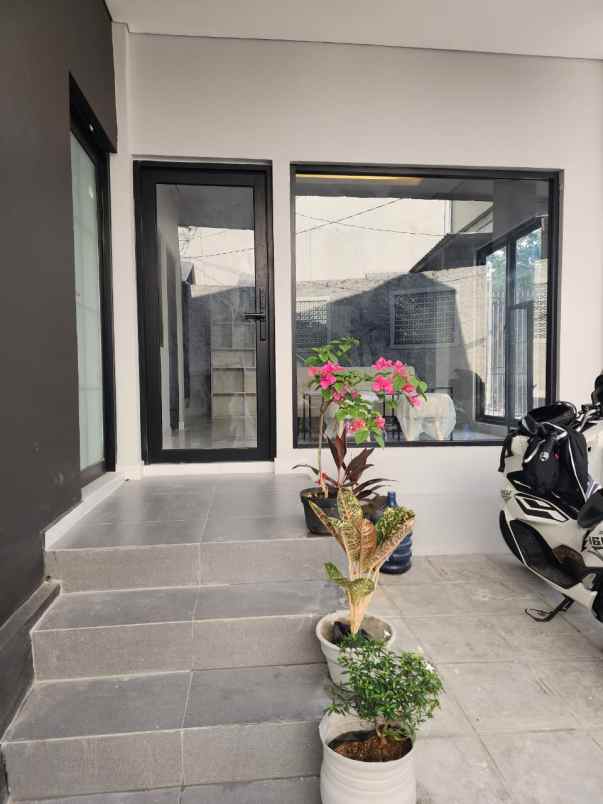 dijual kost kaliurang km 14