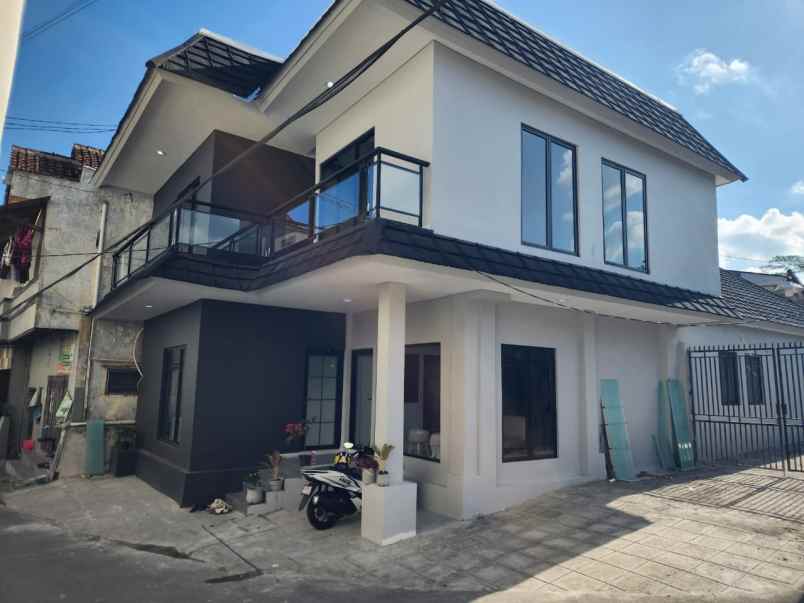 dijual kost kaliurang km 14