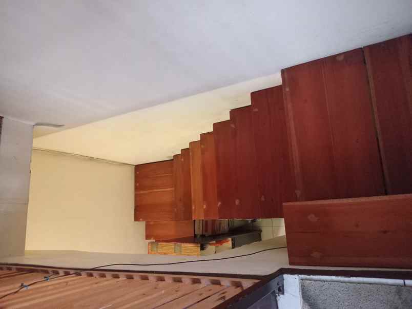 dijual kost margacinta