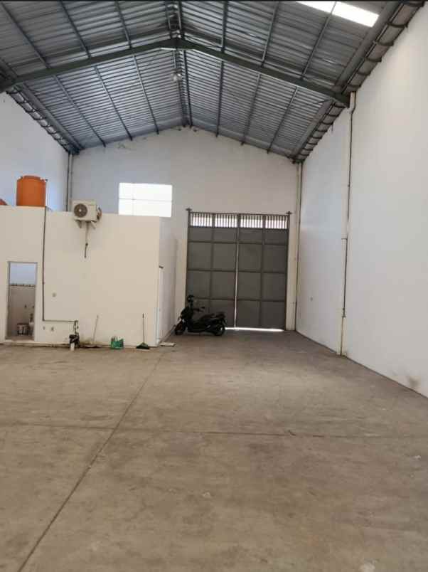 dijual ruko gudang kantor banyu urip