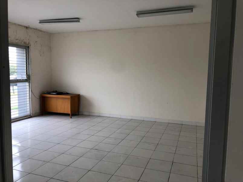 dijual ruko gudang kantor delta silicon lippo cikarang