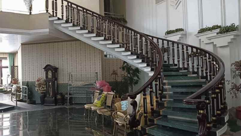 dijual ruko gudang kantor jl dr ir h soekarno